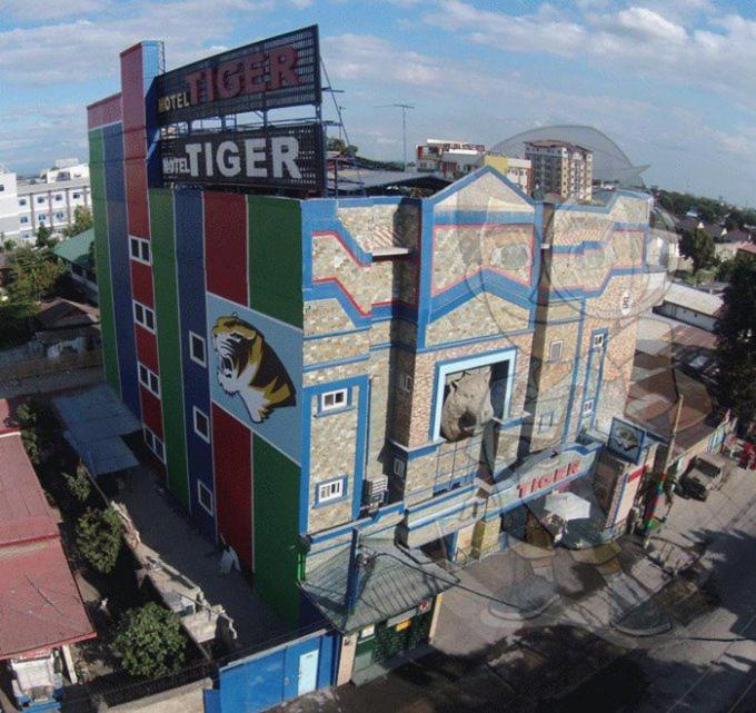 Tiger Hotel Angeles Exterior photo